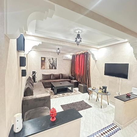 Modern Gueliz 2 Bedroom Apartment Марракеш Екстер'єр фото