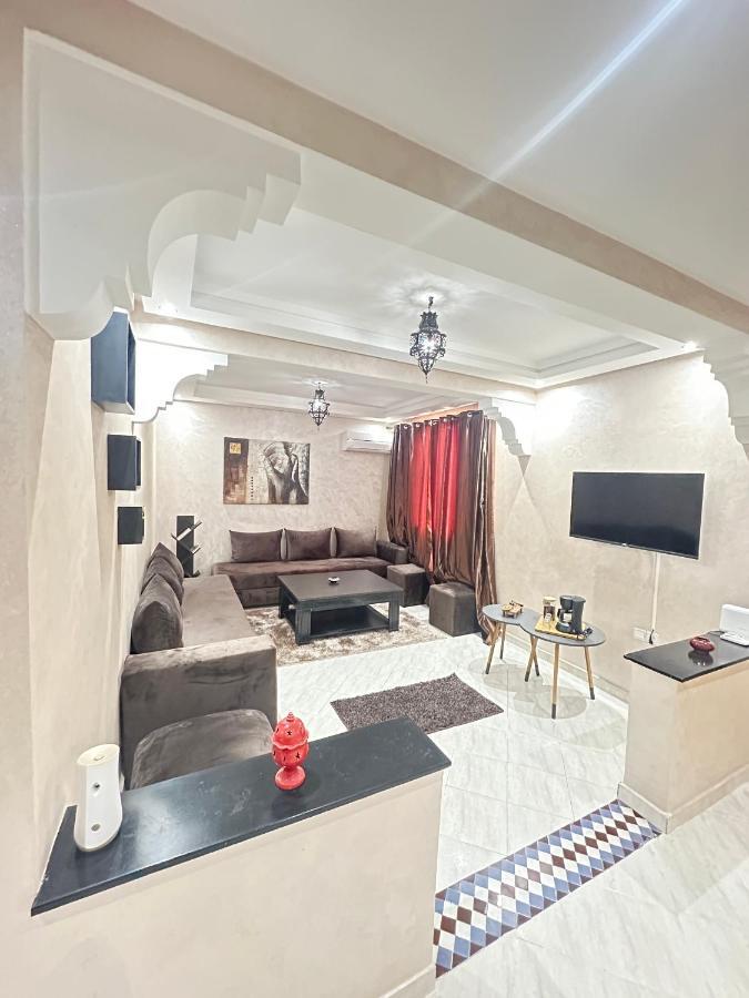 Modern Gueliz 2 Bedroom Apartment Марракеш Екстер'єр фото
